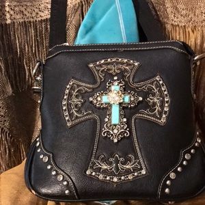 Montana West crossbody bag.